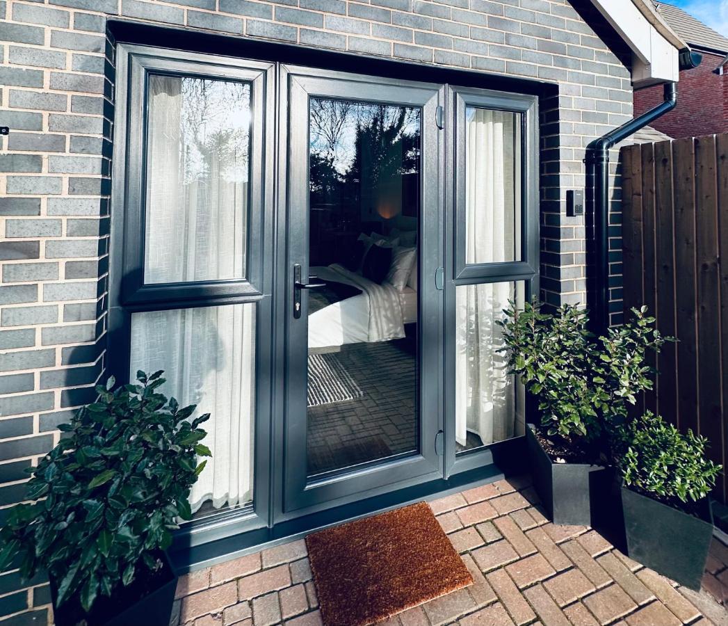 Luxury Self-Contained Suite. Cardiff Eksteriør bilde